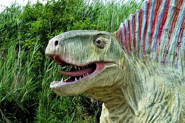 Holbrook’s Dinosaurs: Sculptures, History, and Petrified Forest