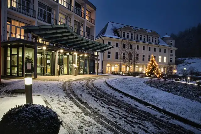 Discover Unique Stays & Travel Adventures